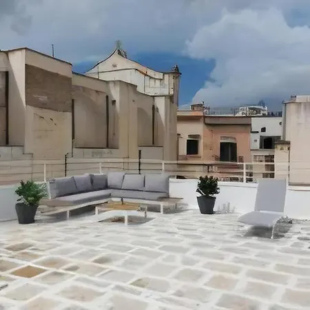 招待所 Equinox House 图列