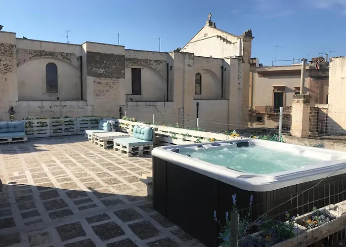 Equinox House 3*