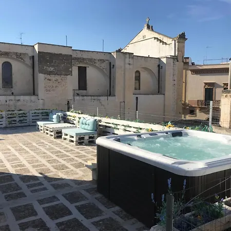 Equinox House 3*